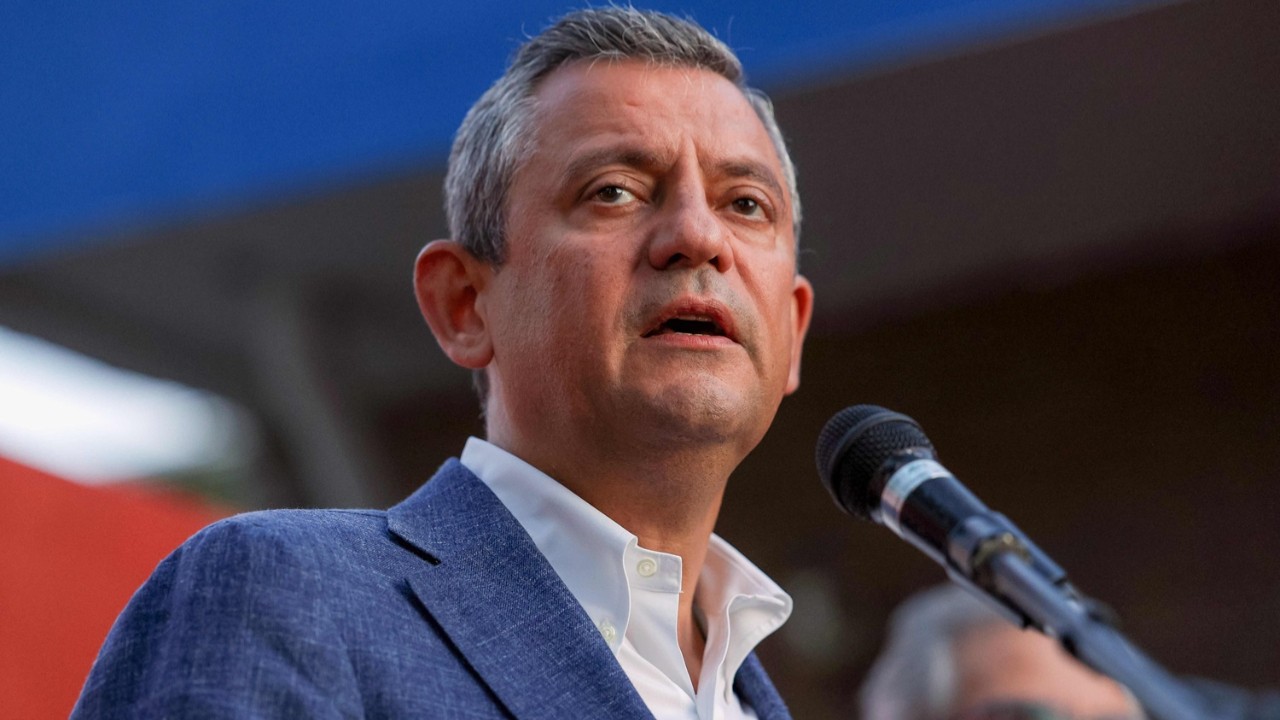 Özgür Özel asgari ücret için öyle bir rakam söyledi ki… Beyefendinin sırtında yumurta küfesi yok tabi!