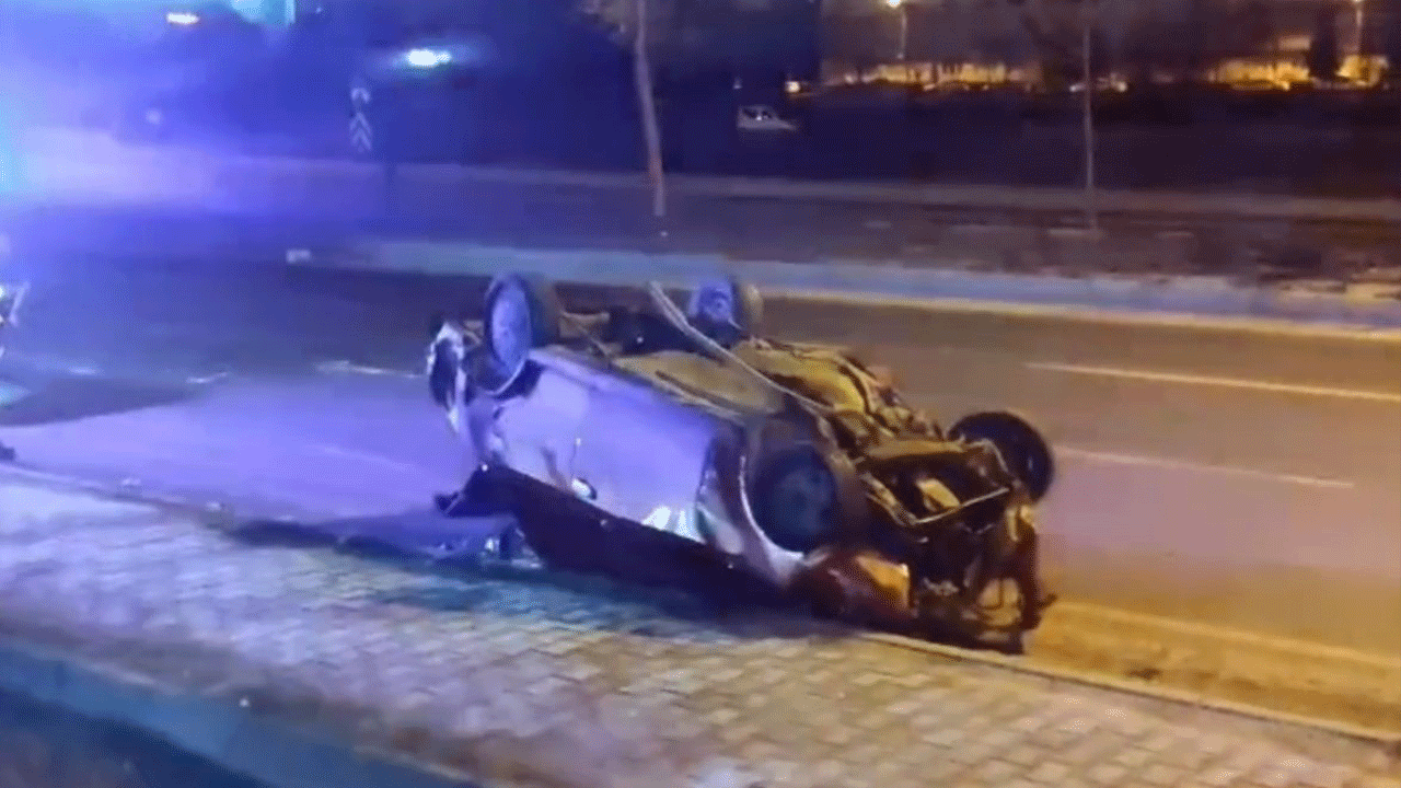 Özgür Özel bunu beğendi! Kaza oldu, alkol şişeleri etrafa saçıldı