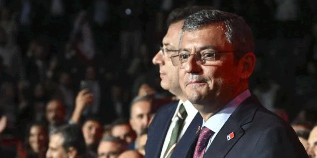 Özgür Özel de itiraf etti! CHP’li delegeler fırıldağa dönmüş