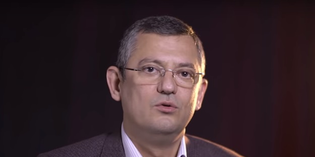 Özgür Özel: FIFA oynarken siyasetçi oldum