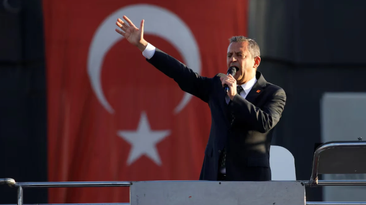 Özgür Özel İngiliz Reuters'tan aferin alacak! Erdoğan’ı onlara şikayet etti