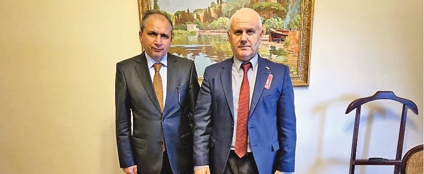 Özgür Özel minnet borcunu ödüyor!