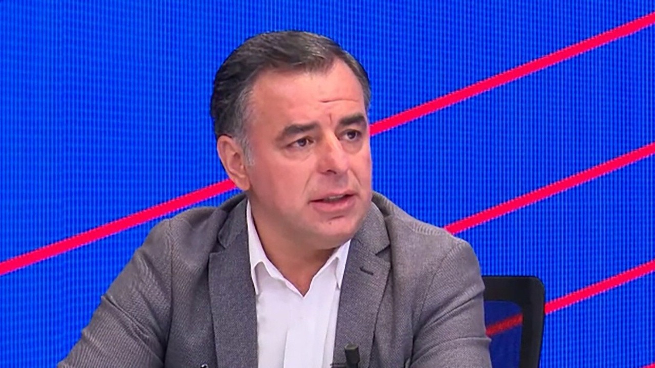 "Özgür Özel seçimi kazanırsa ben mesleği bırakırım" demişti! Barış Yarkadaş’tan görülmemiş pişkinlik! Bakın ne yaptı! Yuh artık