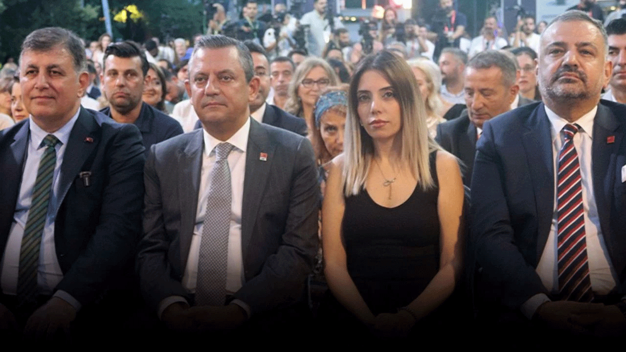 Özgür Özel: "Sürpriz yapıp yanıma oturtmuşlar" demişti! Küfürbaz Dilruba cevapladı "Yuhhh yalana bak!"