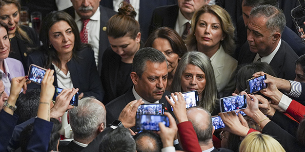 Özgür Özel'den Cumhurbaşkanı Erdoğan'la görüşmeye ilişkin açıklama