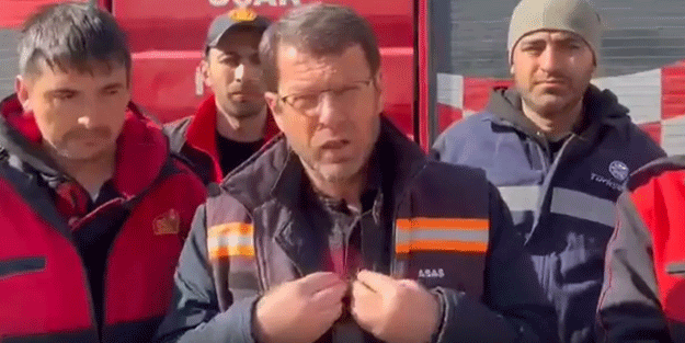 Özgür Özel'e fırça atan CHP'li Başkan'dan AK Partili belediyeye teşekkür