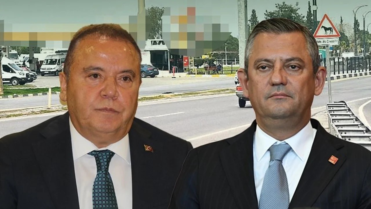 Özgür Özel'in yalan balonu patladı: Muhittin Böcek fotoğrafla yalanladı! Karanlık pazarlıklar deşifre oldu