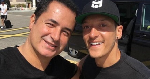 Özil ile selfieye olağanüstü ilgi
