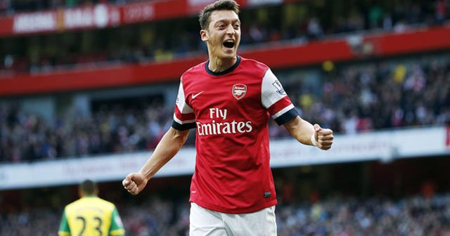Özil İngiltere'de yılın oyuncusu adayları arasında