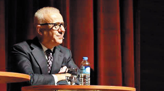 Özkök, 'Başörtülülerden özür dilemem' dedi, salon boşaldı