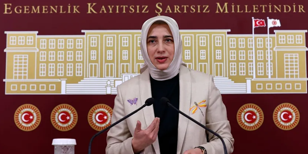 Özlem Zengin'den HDP'ye başörtüsü tepkisi!