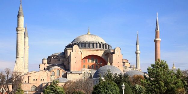 Öztürk: Ayasofya camidir