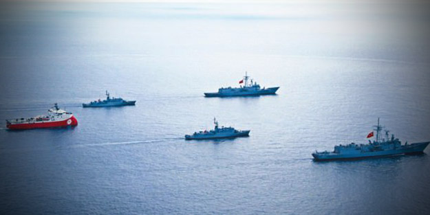 Yunanistan'ın paçası fena tutuştu! Acil koduyla toplandılar