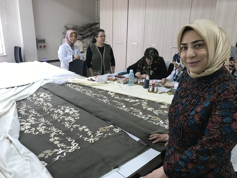 Padişahlara paha biçilmez yeni örtüler Bursa’dan 