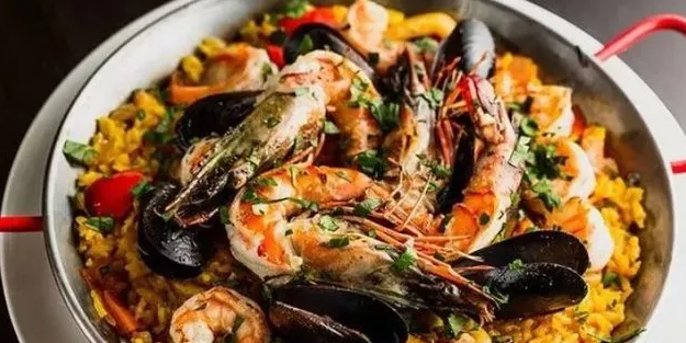 Paella tarifi: İspanyol yemeği deniz mahsullü paella nasıl yapılır? Paella malzemeleri, paella püf noktaları, paella pilav nasıl pişirilir?