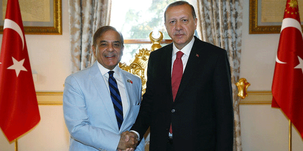 Şahbaz Şerif, Erdoğan'ı tebrik etti