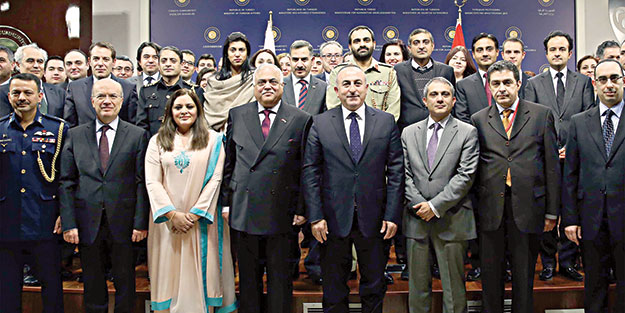 Pakistan elçisine ödül