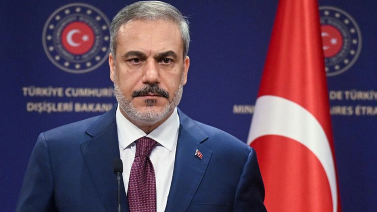 Pakistan-Hindistan krizinde Türkiye'den flaş açıklama Bakan Fidan Telefonla görüştü! Son dakika