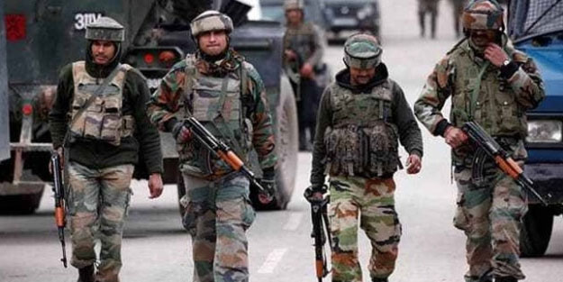 Pakistan, Keşmir'de Hindistan'ın ateşine cevap verdi: 2 Hint askeri öldü