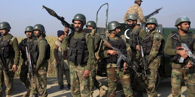 Pakistan ordusuna ağır saldırı!