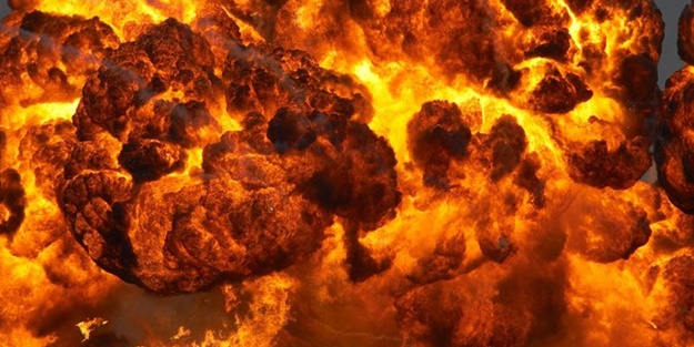 Pakistan'da bombalı saldırı