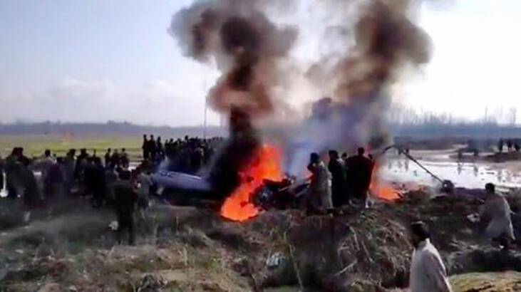 Pakistan’da gerginlik büyüyor