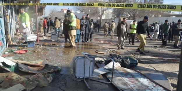 Pakistan'da intihar saldırısı