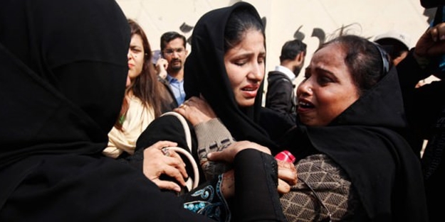 İşçi çadırına saldırı: 20 ölü