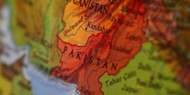 Pakistan’da kanlı saldırı
