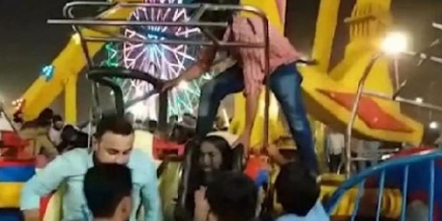 Pakistan'da lunapark faciası! Ölü ve yaralılar var