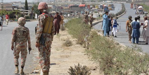 Pakistan'da patlama: Ölüler ve yaralılar var