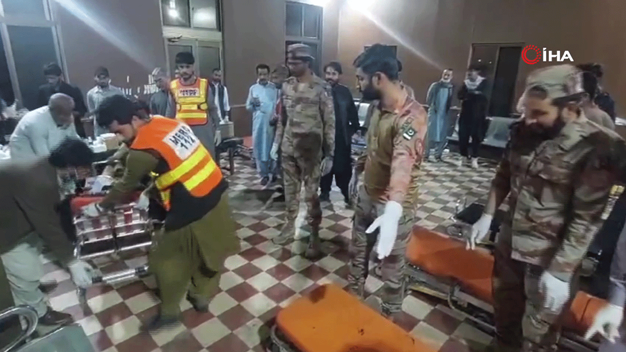Pakistan'da terör saldırısı: Çok sayıda ölü var!