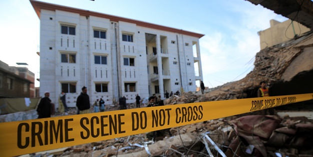 Pakistan'daki camiye saldırıda detaylar ortaya çıkıyor!