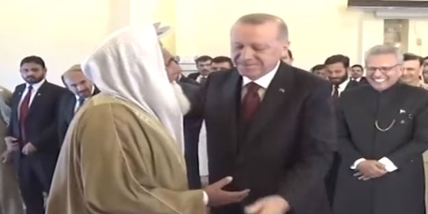 Pakistan'daki görüntü sonrası Melih Gökçek: Boşuna İslam dünyasının lideri demiyoruz