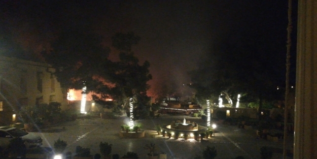 Pakistan'dan bir otelde patlama! Diyanet heyeti ve AA muhabiri de oradaydı