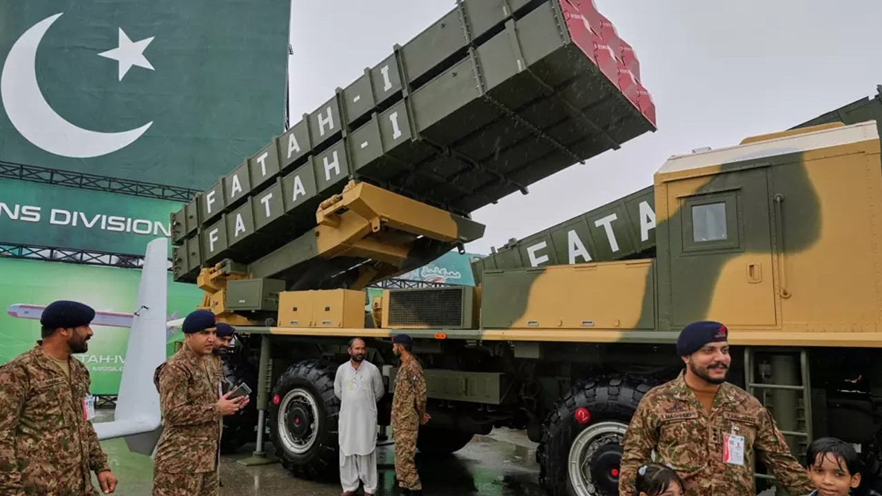 Pakistan'dan Fatah-4 adımı: Füze savunma sistemi gelişmiş sistemlerle donatıldı