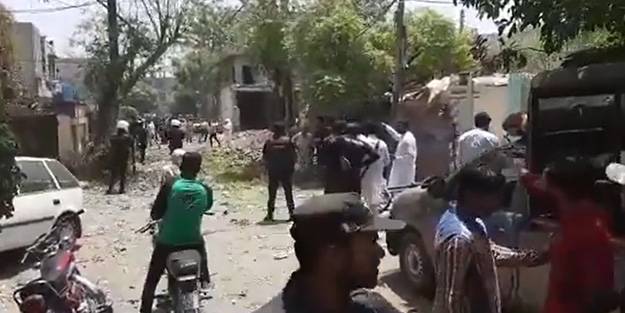 Pakistan'dan kötü haber! Ölü ve yaralılar var