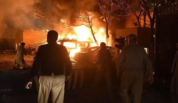 Pakistan'ın saldırıları sonrası Afganistan'dan ilk açıklama!