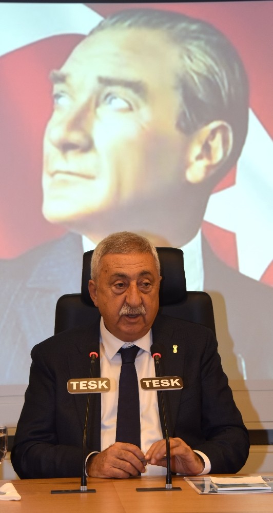 Palandöken: “2020 esnafımıza ve ülkemize bereket getirsin” 