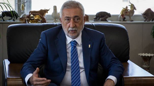 Palandöken: Bağ-Kurlulara teminatsız kredi bir şanstır