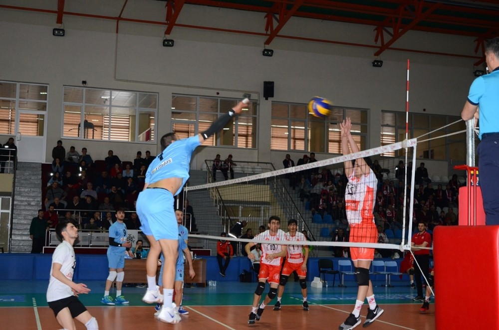 Palandöken Belediyespor Play-Off’u garantiledi 