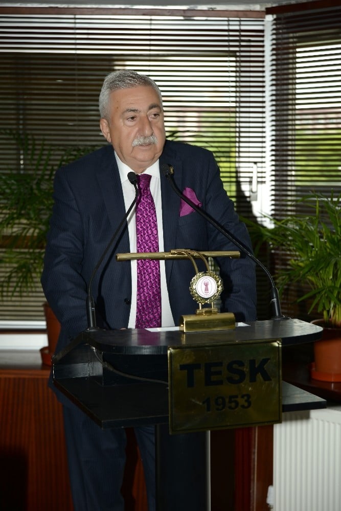 Palandöken: “Çin’in virüs krizini fırsata çevirebiliriz” 