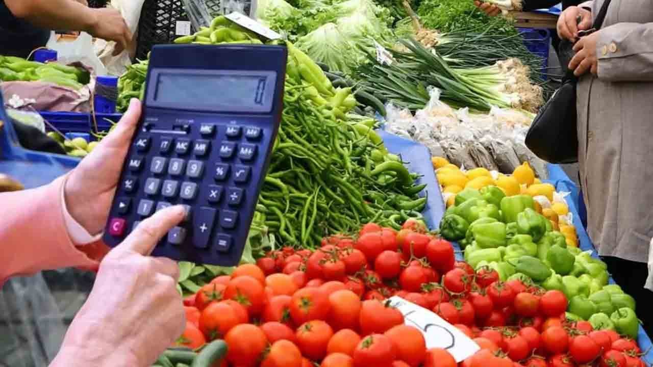 Palandöken: Ekim alanları beton yığınları ile doldu. Fiyatları düşürmenin yolu üretimi artırmaktır