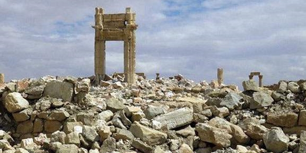 Palmira'da 'toplu mezar' iddiası