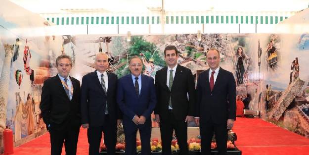 Pamukkale Belediyesi gençlik festivalinde