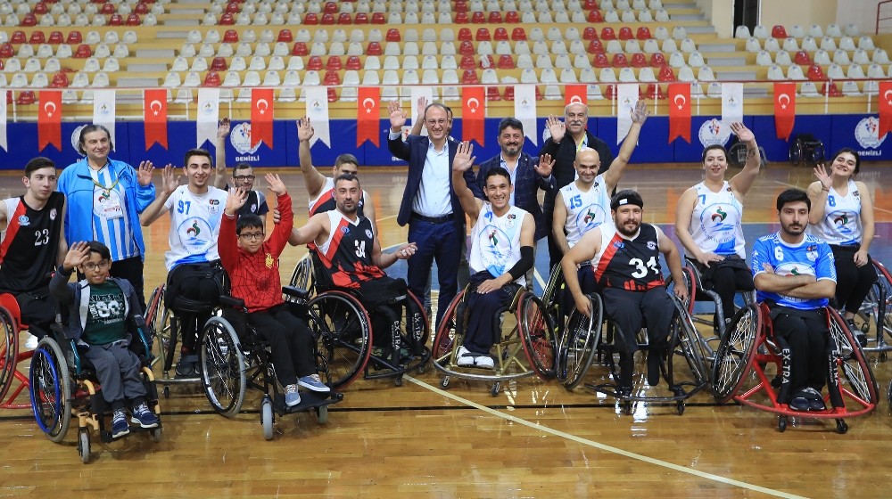 Pamukkale Belediyespor ilk devreyi 3. sırada tamamladı 