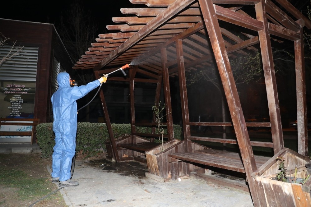 Pamukkale’de dezenfekte çalışmaları aralıksız olarak devam ediyor 
