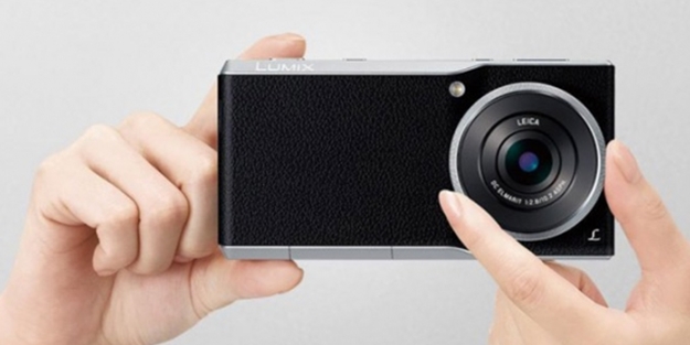 Panasonic Lumix CM10 tanıtıldı