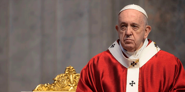 Papa Francis, LGBT’li sapkınların savunucusu oldu: "Günah ama suç değil"miş