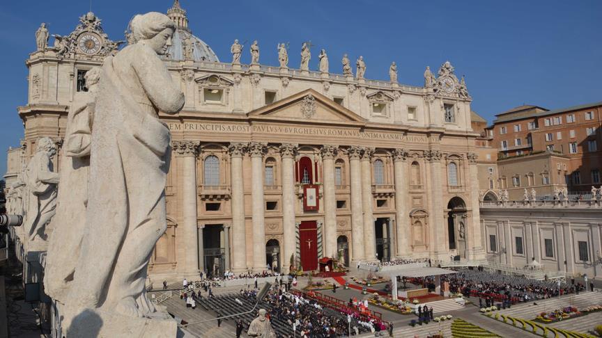 Papa Franciscus terör kurbanlarını andı